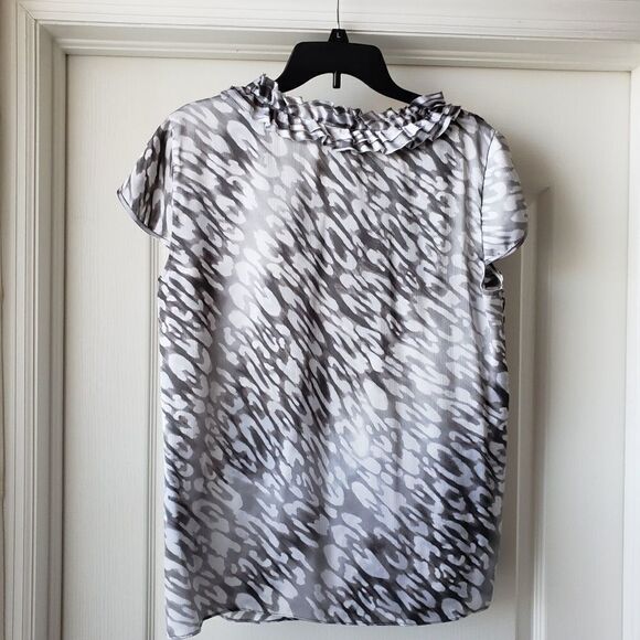 Anne Klein silver blouse, size L - Picture 4 of 10